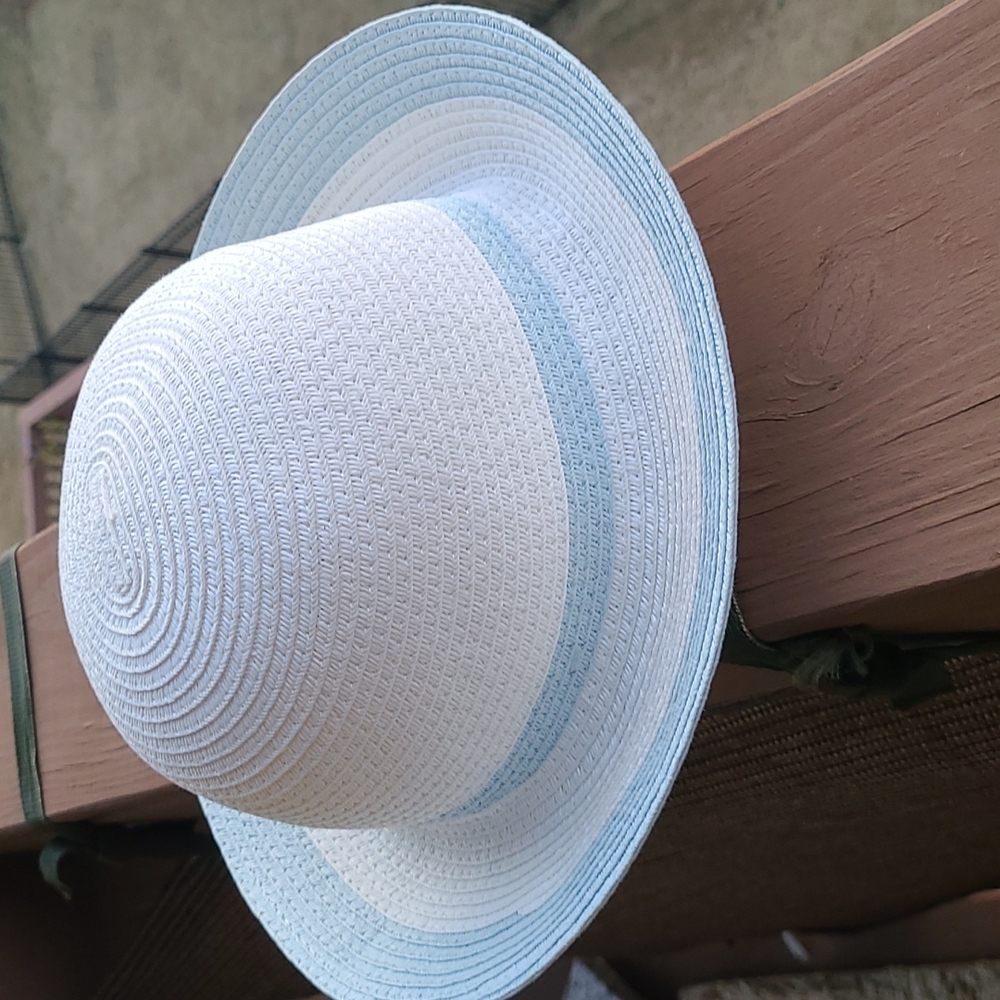 Magid Hat White & Sky Blue